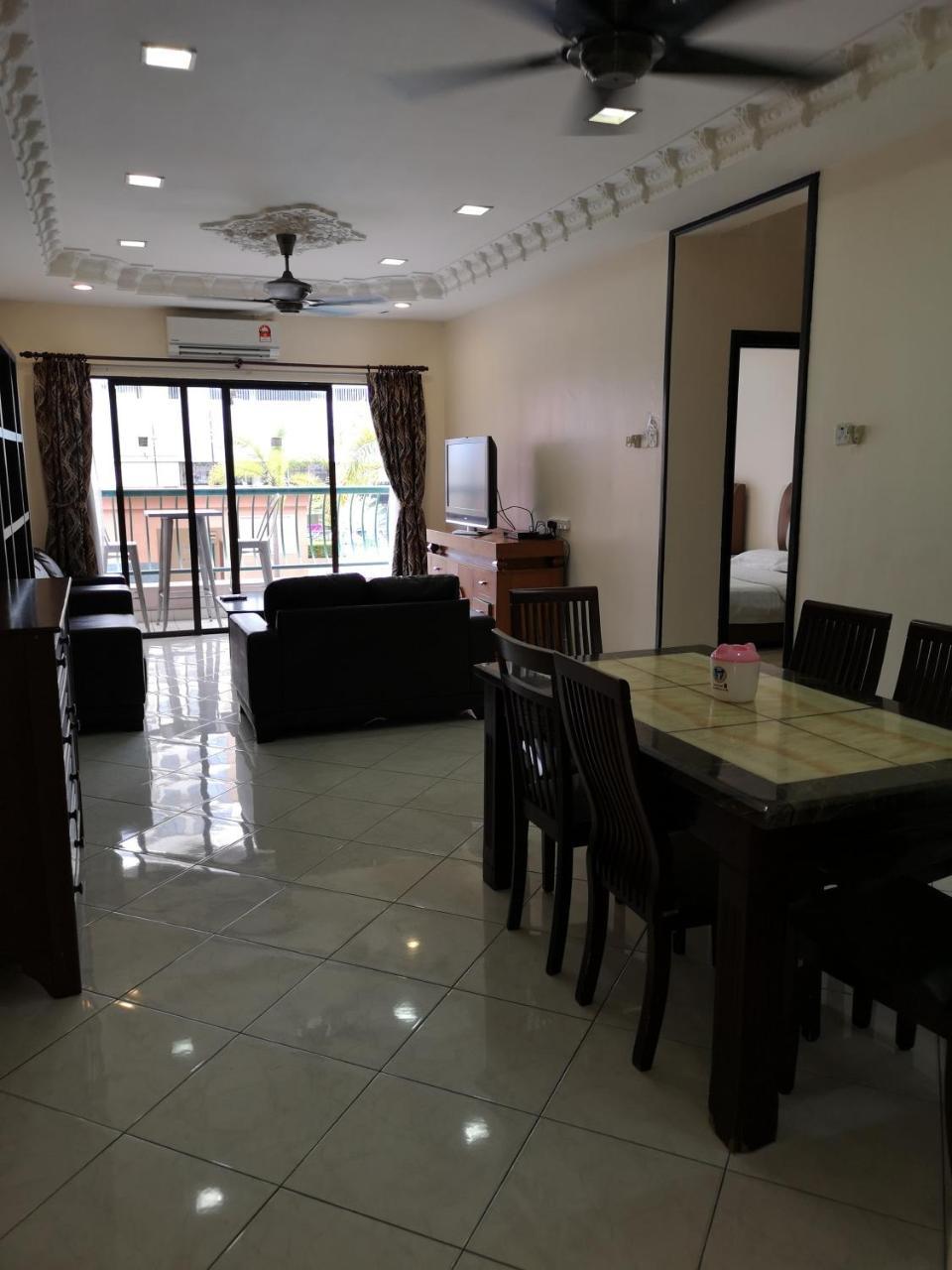 קוטה קינבלו Marimari Marina Service Condo מראה חיצוני תמונה